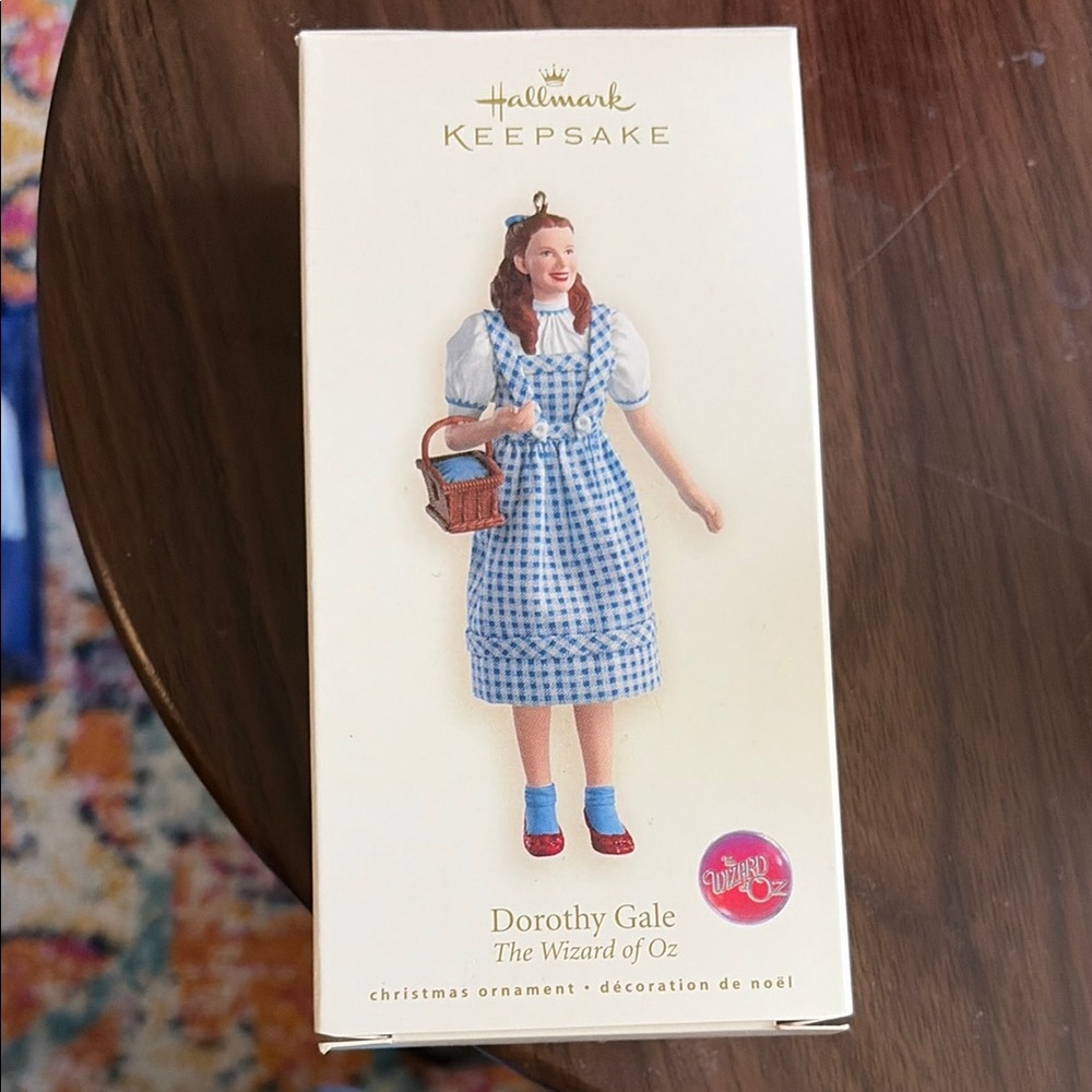 Dorothy Gale. The Wizard of Oz. Hallmark Keepsake Ornament